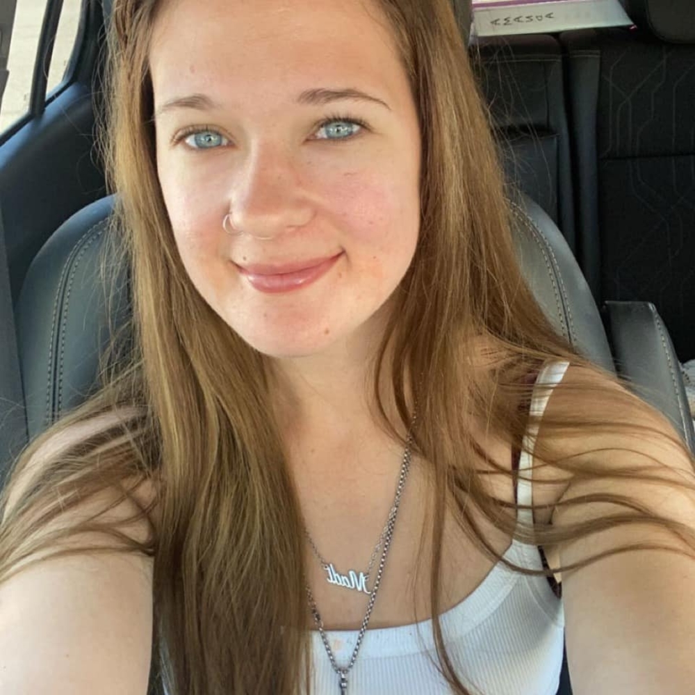 Meet your Posher, Madison